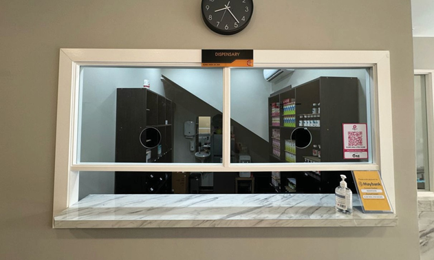 Kaunter farmasi Klinik Anda 24 Jam Jitra - ubat lengkap dan harga berpatutan